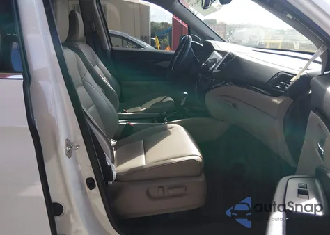 2019 Honda Ridgeline Rtl-E z USA, uszkodzony, nr VIN 5FPYK3F73KB003148